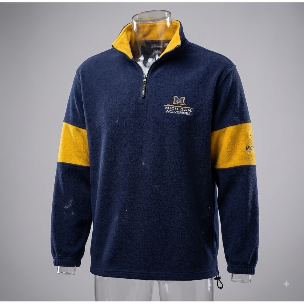Active Vintage Michigan Wolverine Men's Blue & Gold Fleece 1/4 Zip. Size XL